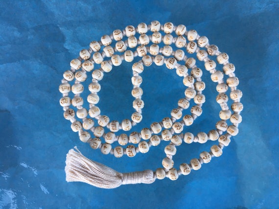 Tulsi Mala 8 9 mm Premium Beads Tulasi Necklace 108 Prayer Mala Krishna Japa mala Basil Wood Bead Mala India Prayer beads Hindu Mala