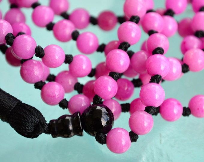 Magenta Jade Prayer Beads Hand Knotted Tassel Yoga Mala Beads Necklace -Heart Chakra Self Healer For Stress Relief Abundance Spiritual Power