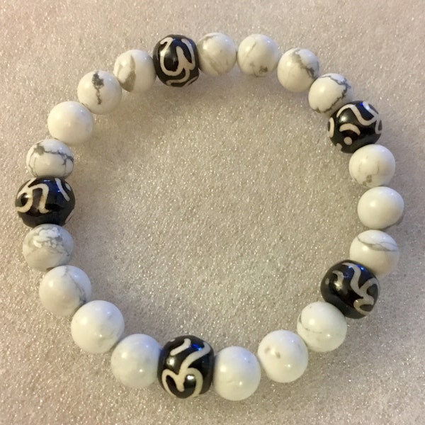 Mala Bracelet - Wrist Mala - Healing Howlite Bead Yoga Bracelet with an OM charm patience and to eliminate rage, pain and stress, Calms