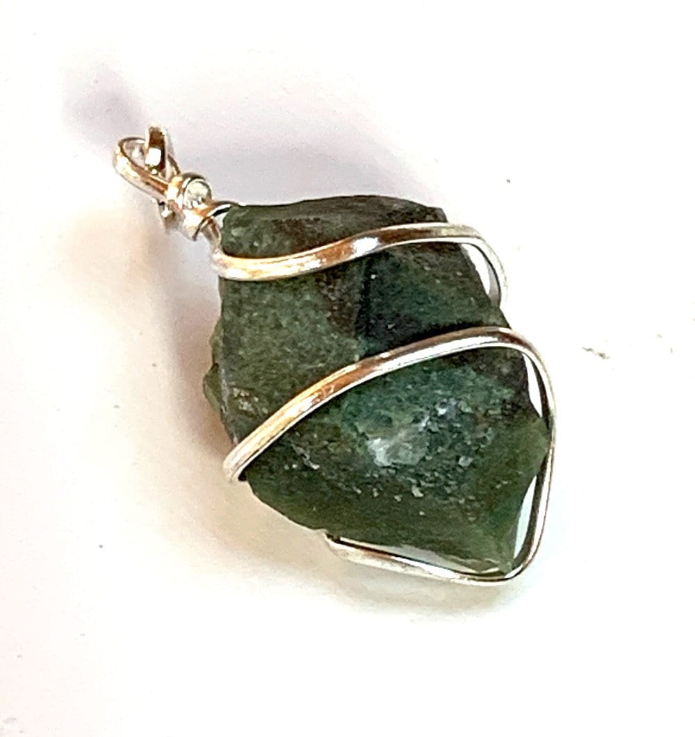 14K Yellow Gold Black and Green Jade Fitted Pi Stone Pendant Circa 1960 -  Colonial Trading Company