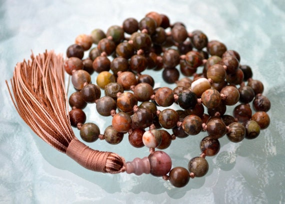 Mandala Crafts Mala Prayer Beads Necklace, Bracelet from Natural Vera –  MudraCrafts
