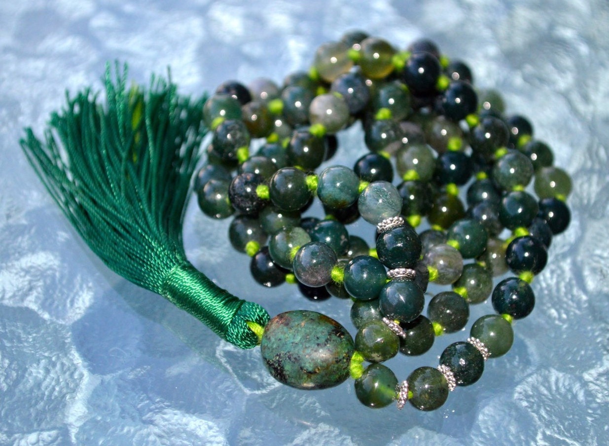 Silver Heart Chakra Green Moss Agate Necklace Knotted Mala Bead