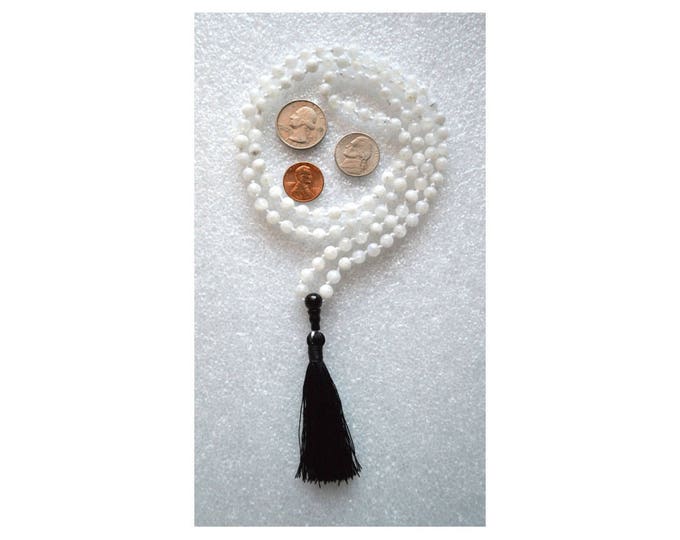 AAA Moonstone Mala Necklace, Mala Beads, Mala Bracelet, Mala, Healing Moon, White Mala Necklace, Long Necklace, Zen Mala, Moonstone Jade