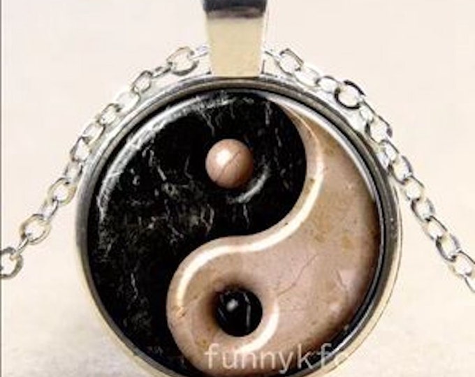 Yin Yang Necklace, Yin Yang Choker, Charm Choker, Charm Necklace, Yin Yang Charm, Choker Necklace, Ying Yang Necklace, Ying Yang Jewelry