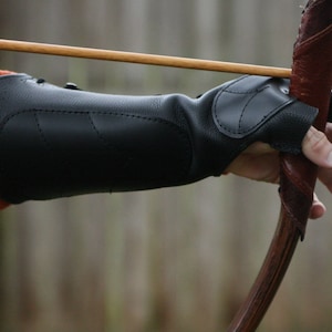 Small/Youth/Petite Black Leather Arm Guard & Bow Hand Shooting Glove, Left Hand, Small