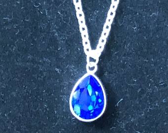 Swarovski necklace, teardrop fashion Swarovski necklace, blue diamond Swarovski crystal necklace, Swarovski jewelry, teardrop necklace