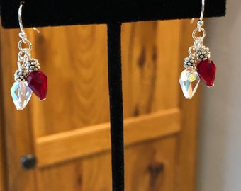 Christmas light earrings, clear and red Christmas light earrings, red and clear dangle earrings, holiday dangle earrings, crystal lights