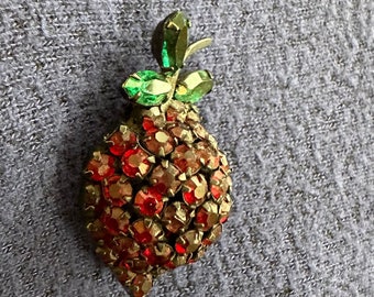 Vintage berry rhinestone brooch/pin by Warner