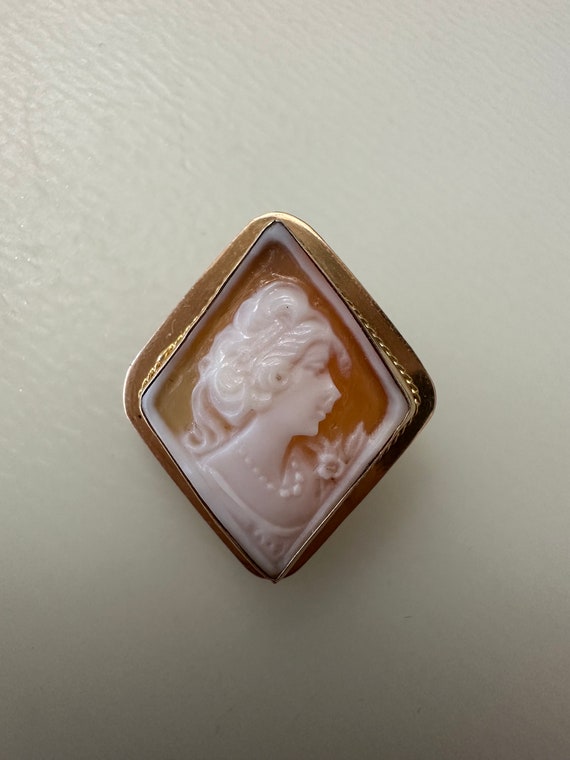 Antique Italian cameo 22K gold brooch and pendant