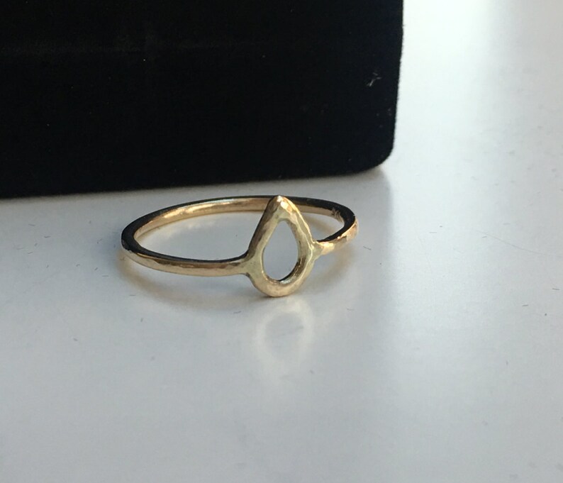 14K Gold Ring Raindrop or Teardrop Shape Open Figure Hallmarked 14K 1.3mm Band SOLID GOLD Hammered Texture