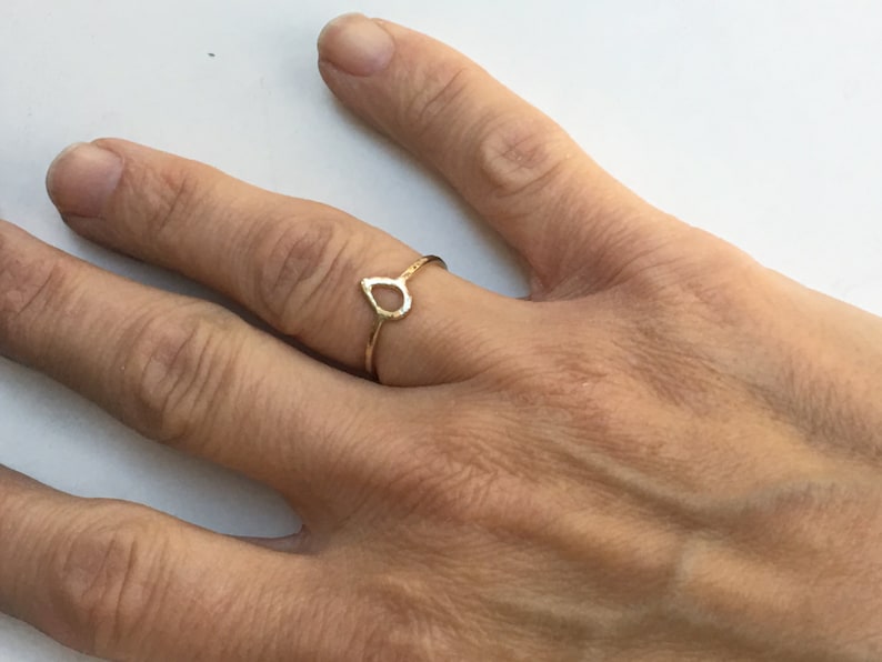 14K Gold Ring Raindrop or Teardrop Shape Open Figure Hallmarked 14K 1.3mm Band SOLID GOLD Hammered Texture