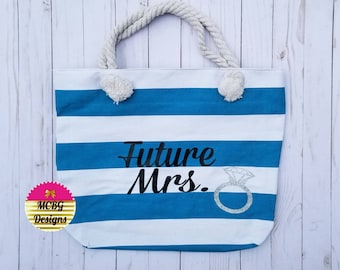 Future Mrs. Engagement Ring Beach Bag•Wedding Gifts•Mr. and Mrs.•Beach bag•Summer Wedding•Anniversary Gifts•Bridal Gift•Honeymoon Bags