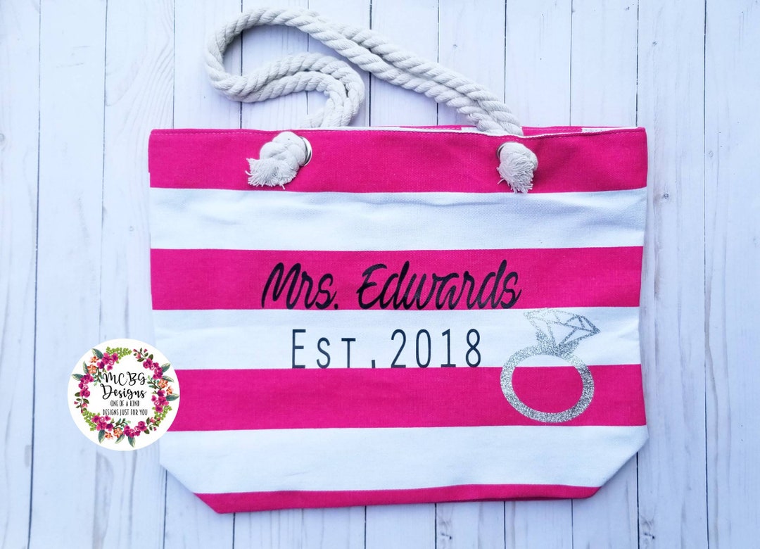 Wedding Bagsmrs. Est Date Personalized Beach Bagbride Beach Bagwedding