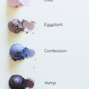 Vegan Mineral Eyeshadow and Eyeliner in 2 in 1 image 4