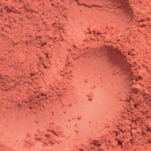 Baked Earth, matte bronzer. Rich terracotta shade for medium tone skin