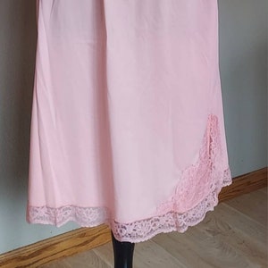 PINK Vintage 50s/60s Half Slip/Lace/S~M/1950 Rockabilly Pin-up/1960 Mad Men~Mrs Maisel/Spring Summer Wedding Prom/Hollywood Vassarette