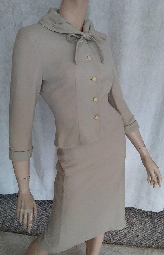 Vintage 50s/60s Wool Suit/ Beige Skirt Jacket/1950