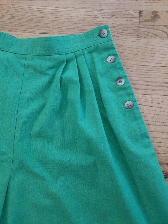 Vintage 60s/70s Green Shorts/High Waist/Cotton/th… - image 1