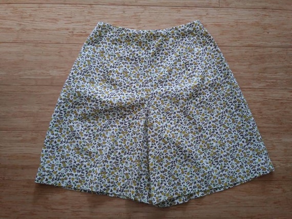 Vintage 50s/60s Cotton Shorts/High Waist/White Gre