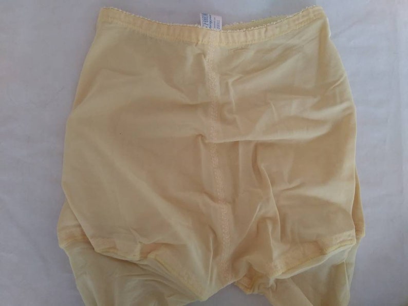 Vintage Girdle-pantyhose All in ONE/ Hosiery 50s/60s /yellow Stockings ...