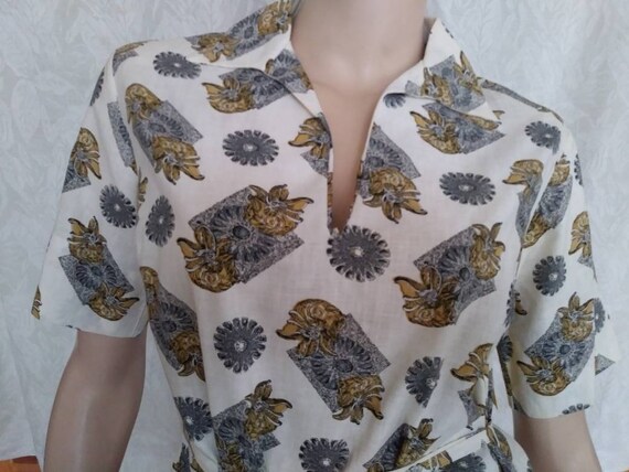 Vintage 50s/60s Shirt~Top~Blouse Cotton White Yell