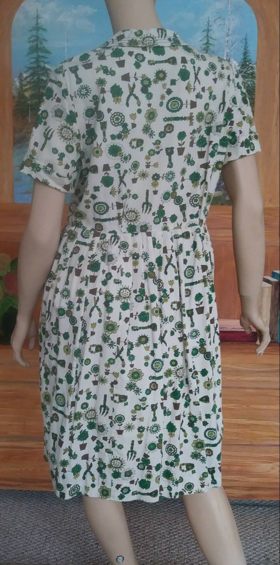 Vintage 50s/60s Dress/Shirtwaist/Novelty/Garden F… - image 3