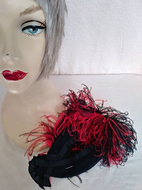 Fabulous Vintage 40s/50s Hat/Black Wool Felt/Red … - image 8