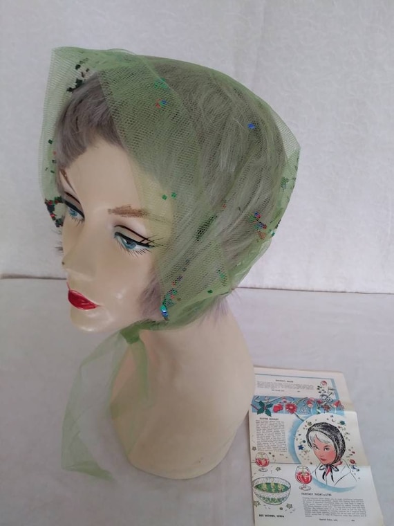 Vintage 50s/60s Green Bonnet Scarf Hat/Glitter Re… - image 1