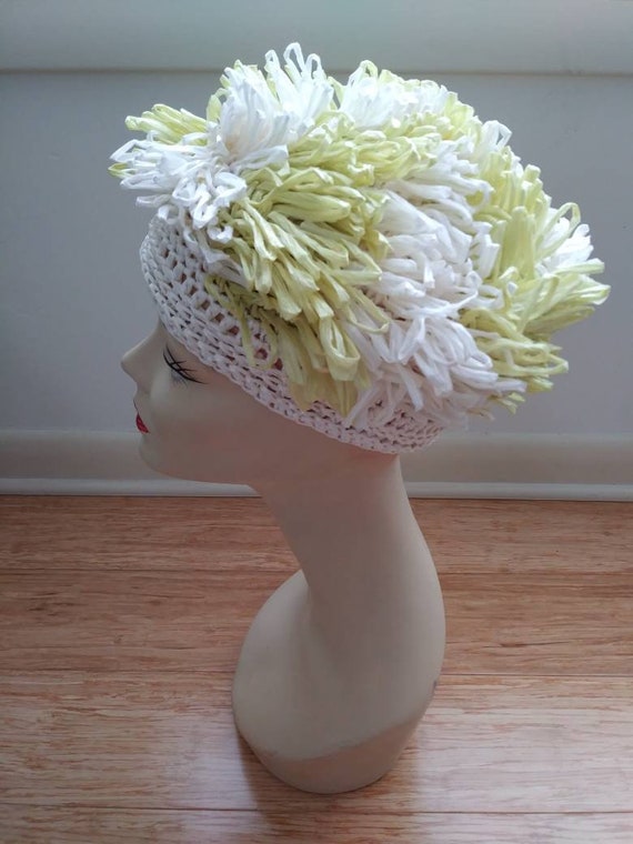 Vintage 60s Raffia Sun Hat/White Yellow  Chartreu… - image 3