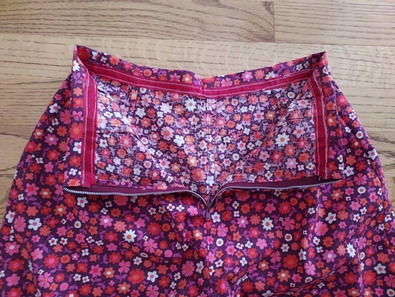 Vintage 50s/60s Cotton Shorts/High Waist/Purple P… - image 5