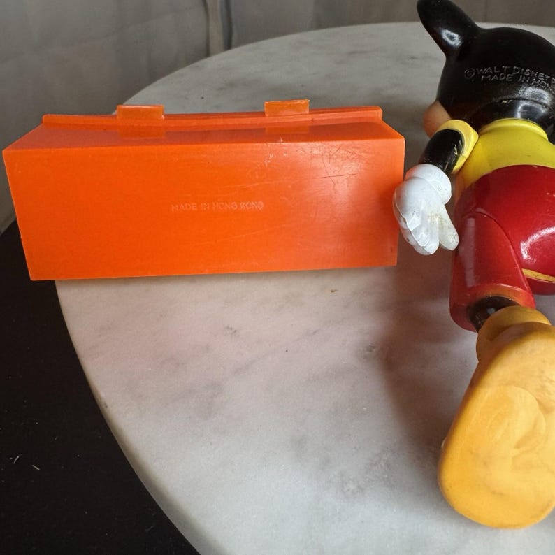 Figuras articuladas vintage de Mickey Mouse y Minnie Mouse de Walt Disney con caja de picnic imagen 8