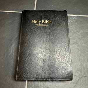 Collins World Holy Bibel Konkordanz King James Version KJV Schwarz Rot Kanten