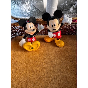 Figuras de PVC vintage de Mickey Mouse, Walt Disney Productions, década de 1980 imagen 1