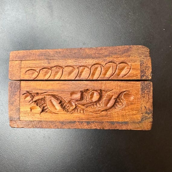 Hand Carved Wood Trinket Box Floral Design Small … - image 9