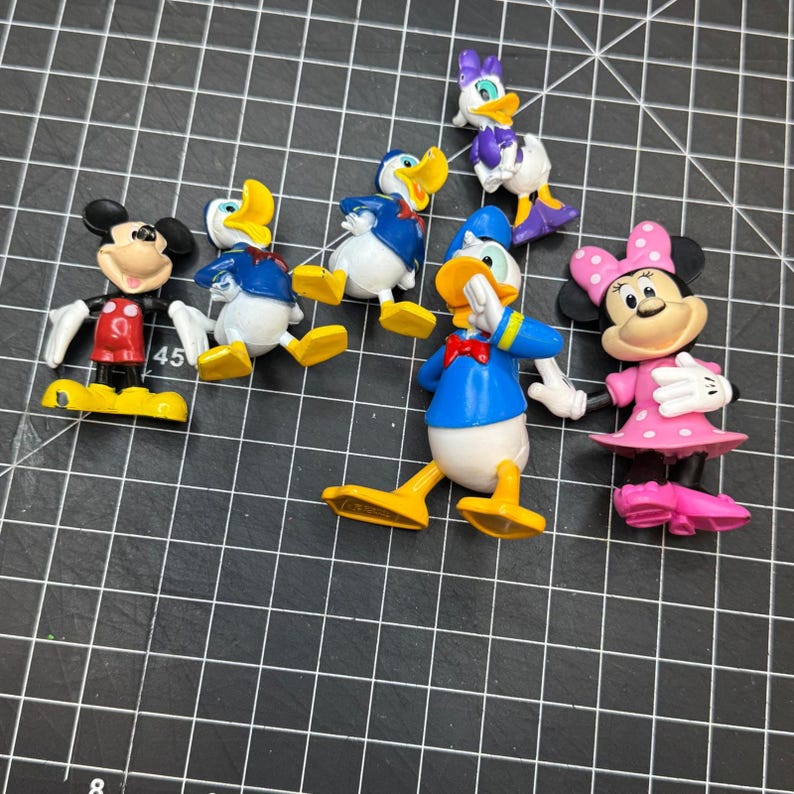 Disney Micky Maus Minnie Donald Daisy Duck PVC Figur Lot Vintage Spielzeug Bild 1