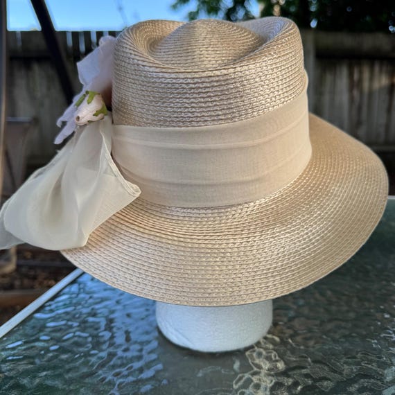 Vintage Champagne Straw Derby Hat Rose Floral Chiffon Ruffle  display picture 1