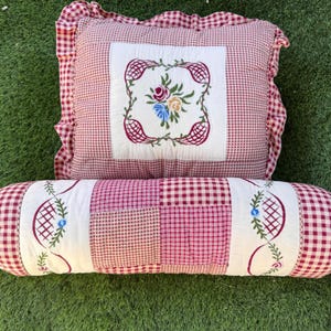 Gestepptes Kissen-Set gestickte Blumenakzent-dekorative Kissen Cottagecore
