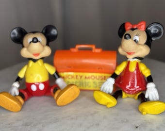 Vintage Walt Disney Mickey Mouse & Minnie Mouse Poseable Figures W/ Picnic Box