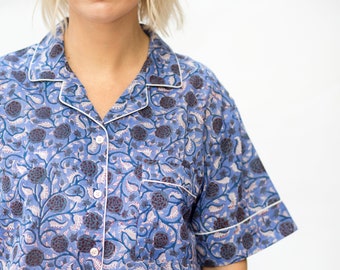 Ensemble PJ court en imprimé bloc floral bleu / Pyjamas en coton avec short / Vêtements de détente légers