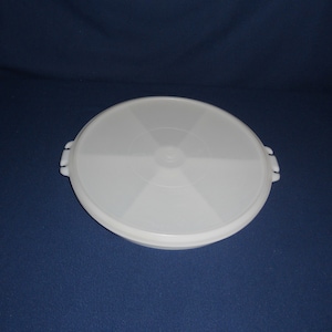 Large Tupperware 7 Compartment Tray With Lid – Year 1970s