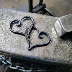 Small Personalized Iron Hearts - Hand Forged Linked Heart Chain - 6th Anniversary Gift - Iron Wedding Anniversary Gift - Personalised Gifts