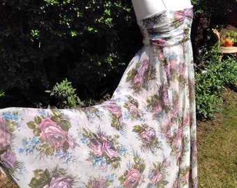 Vintage 1950s Mid Century Hand Made Floral Party Dress, Prom Dress. Maxi Dress, Full Skirt.