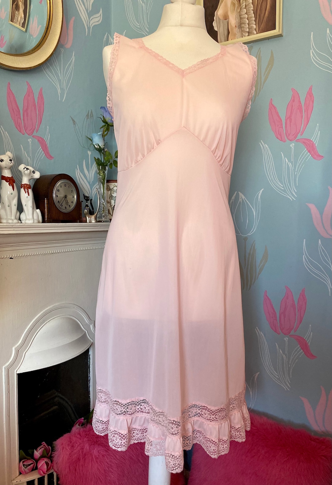 Vintage 1960s 1970s Pale Pink Nylon Full Slip Petticoat Lingerie vintage-1960s-1970s-pale-pink-nylon-full-slip-petticoat-lingerie