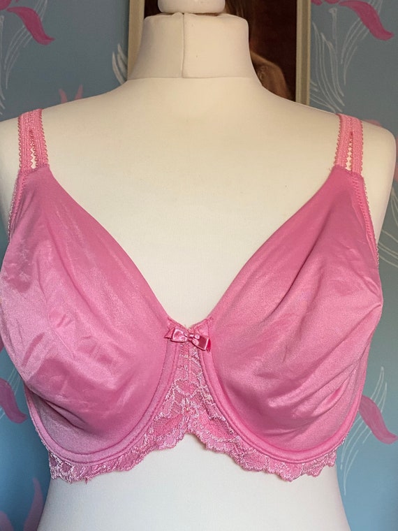 Vintage Style C. 1990s Pink Bra, Brassiere, Lingerie, Underwear, Pin-up,  Glamour. -  Hong Kong