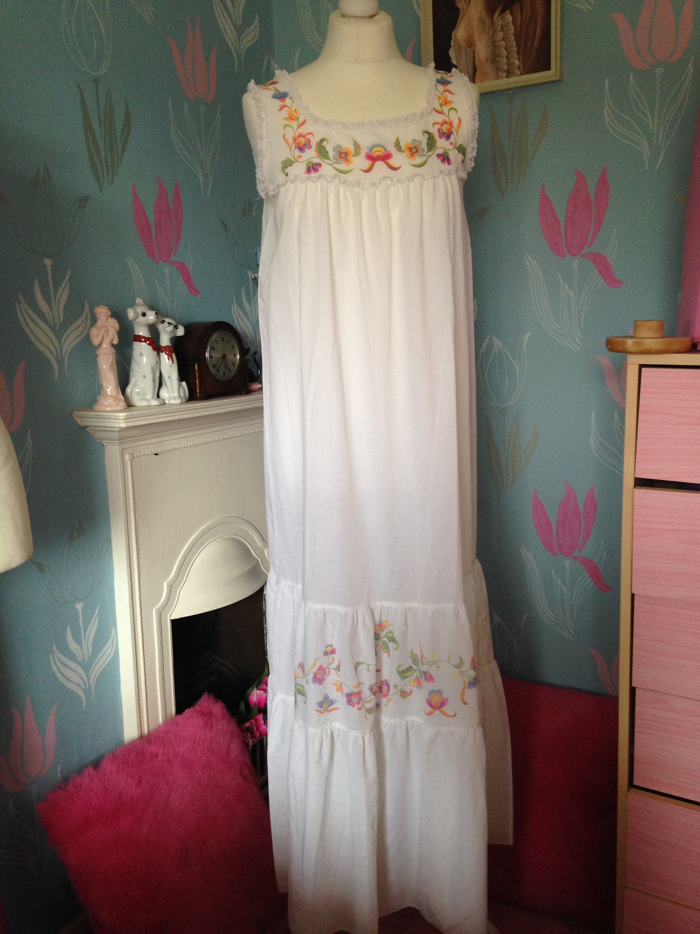 Vintage 1970s White Cotton Full Length 
