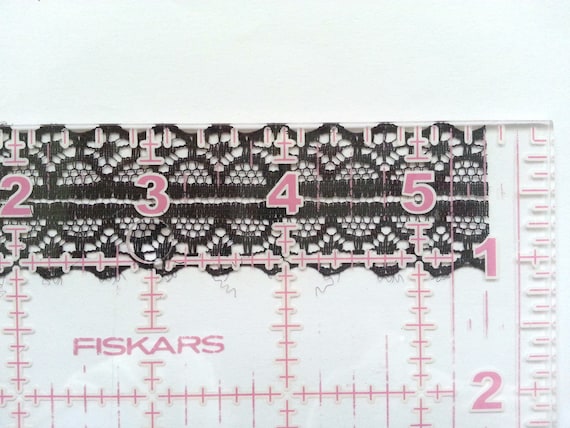 3 Yard White Embroidered Lace Edge Trim Ribbon Applique DIY Sewing Craft Crochet Fabric Edging