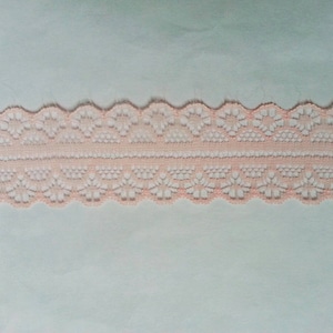 10 Yards of Peach Lace Trim/ Peach Lace Ribbon Approx. 1.1&quot; (2.8 cm)