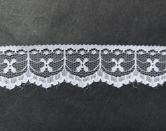 10 Yards of White Lace Trim/ 10 Yards of White Lace Ribbon Approx. 1.1" (2.7 cm)