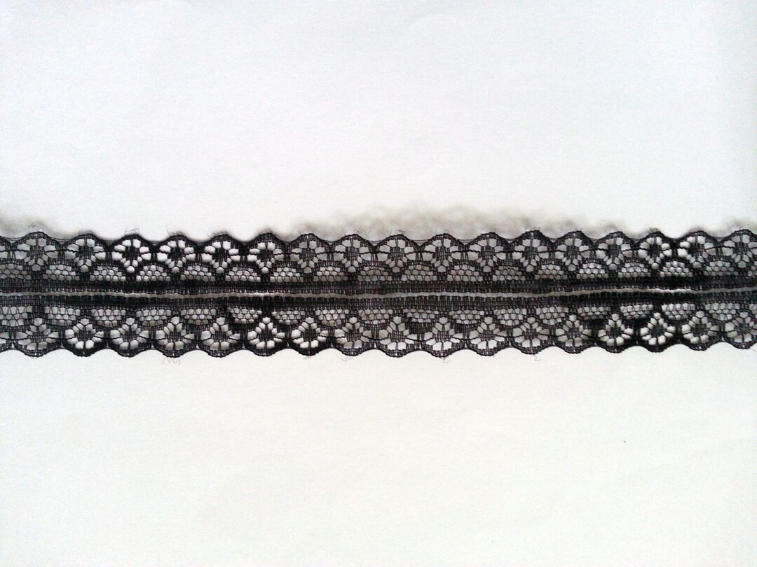 Black lace ribbon trim discount
