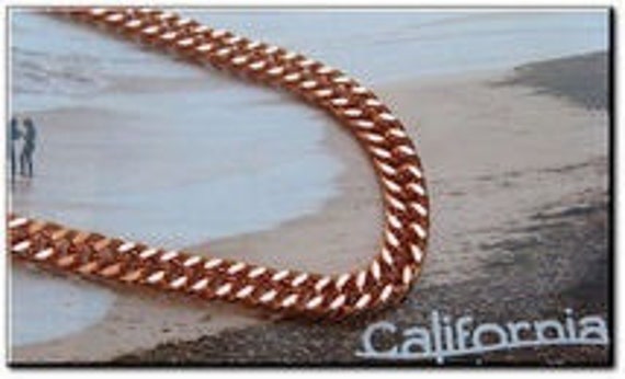 Solid Copper Chain CN632G Available in 18 to 30 inches. 3/8 of an inch wide Solid Copper Chain CN632G Available in 18 to 30 inches. 3/8 of an inch wide